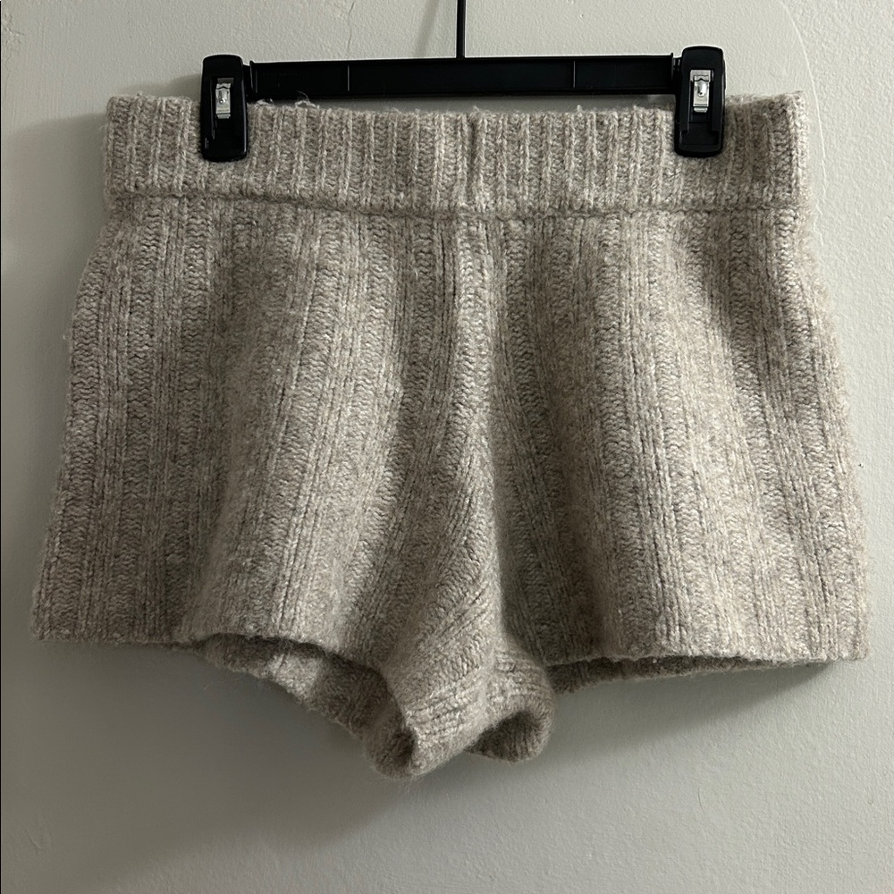 Zara Ribbed Knit Shorts in Beige